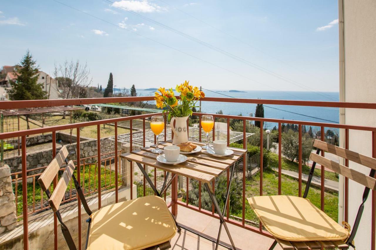 Villa Pergola-Apartment Toni Mlini Exterior photo