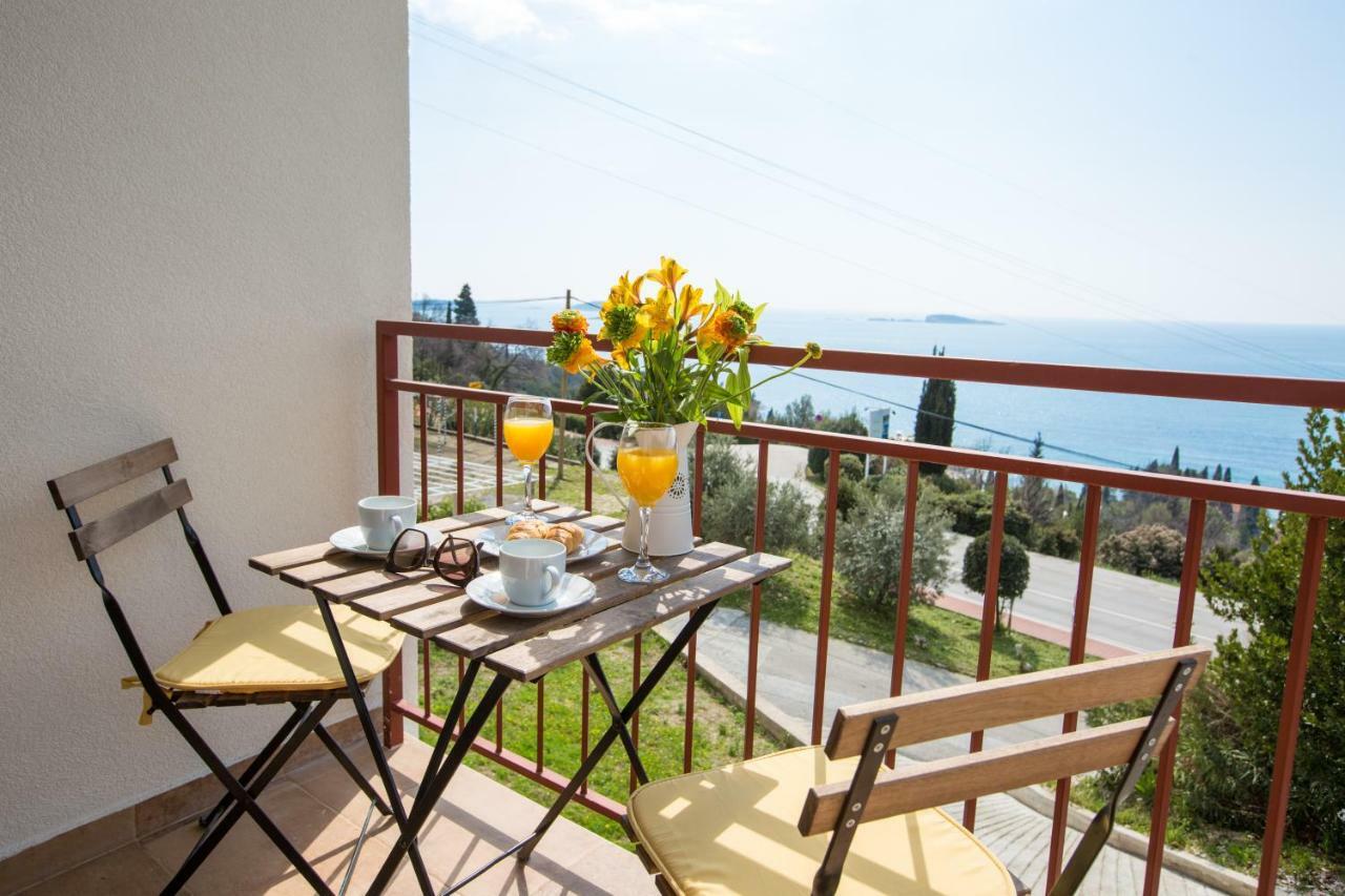 Villa Pergola-Apartment Toni Mlini Exterior photo